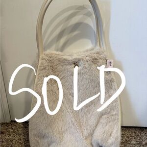 🚫SOLD🚫Victoria's Secret Cream Faux Fur Shoulder Tote with Gold Logo NWT